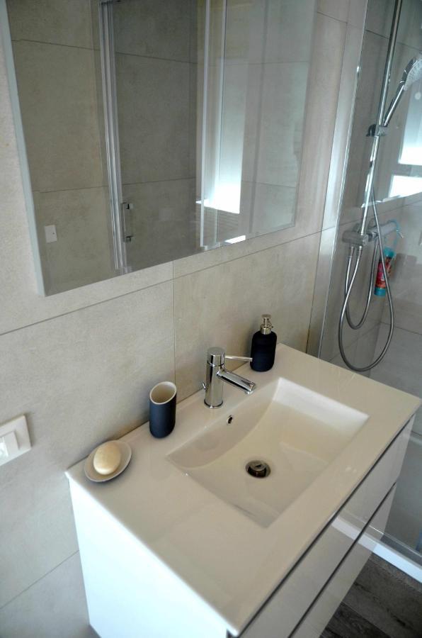 Al Leone Di San Marco Luxury & Relax Apartment Noale Exterior photo